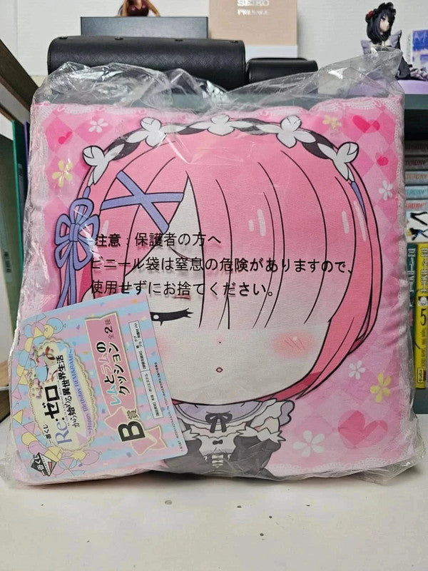Figurine Coussin Pillow Rem et Ram : Re Zero Starting Life in Another World