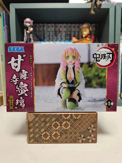Figurine Mitsuri Kanroji Perching : Demon Slayer Kimetsu no Yaiba