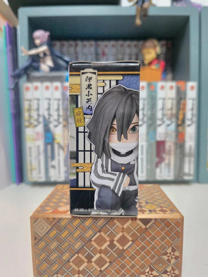 Figurine Obanai Iguro
: Demon Slayer Kimetsu no Yaiba