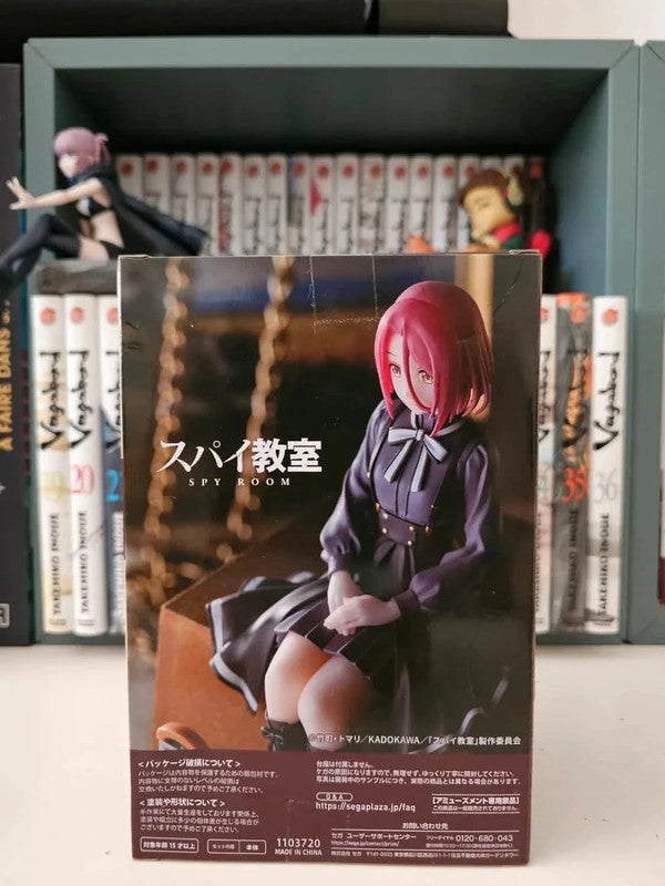 Figurine Perching Grete : Spy Classroom