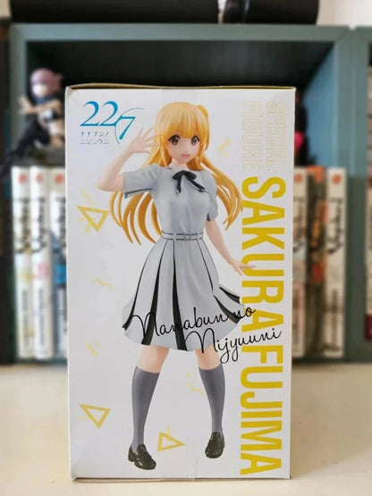 Figurine Fujima Sakura
: 22/7