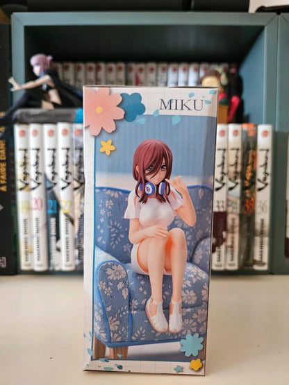 Figurine Miku Nakano Perching : The Quintessential Quintuplets